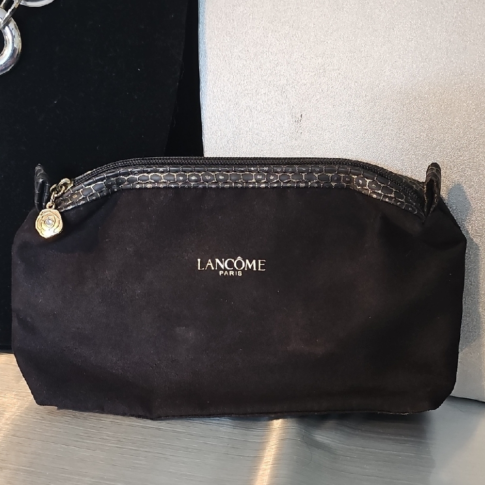NWOT Black And Gold Lancome Paris Cosmetic Bag